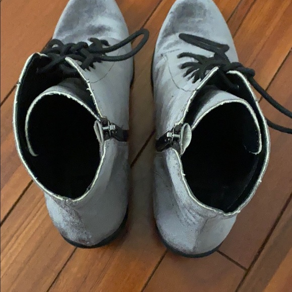 Dolce Vita booties - Picture 6 of 6